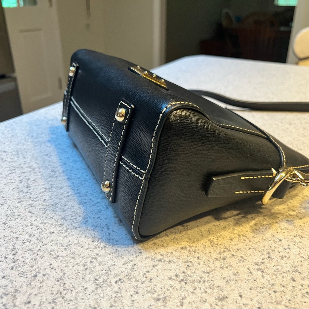 Dooney and Bourke Cameron NWOT shoulder bag. Black saffiano leather. - Picture 6 of 12